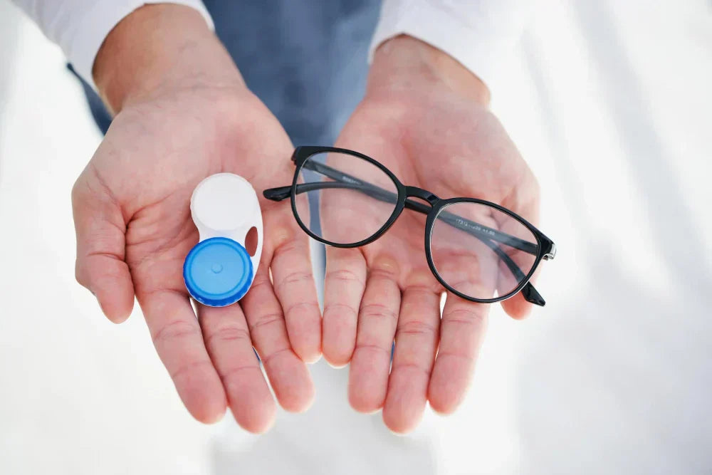 Prescription Glasses vs. Contact Lenses: Which Is the Better Choice?